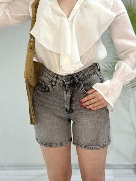 ZR Gri Yıkamalı Fit Denim Şort