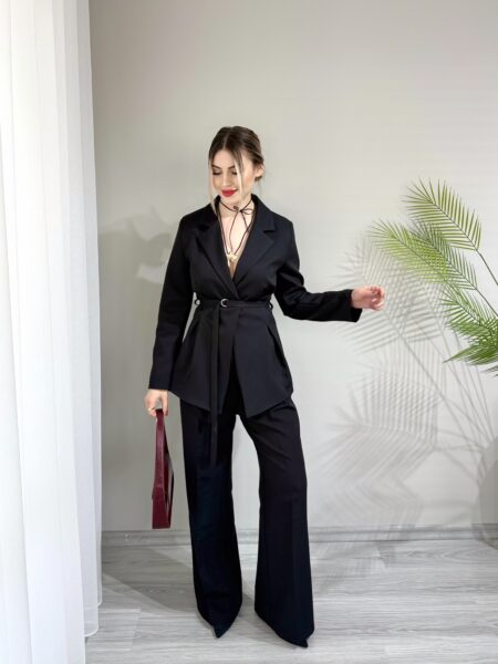 Siyah Pile Detaylı İnce Kemerli Blazer Pantolon Takım