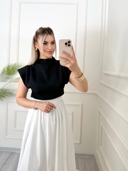 Siyah Vatkalı Asimetrik Bluz