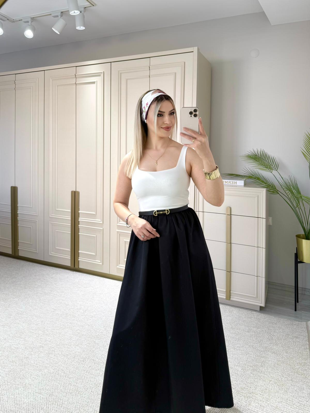 Siyah Sıfır Kollu Saten Etekli Elbise 2 Siyah Sıfır Kollu Saten Etekli Elbise - Görsel 2