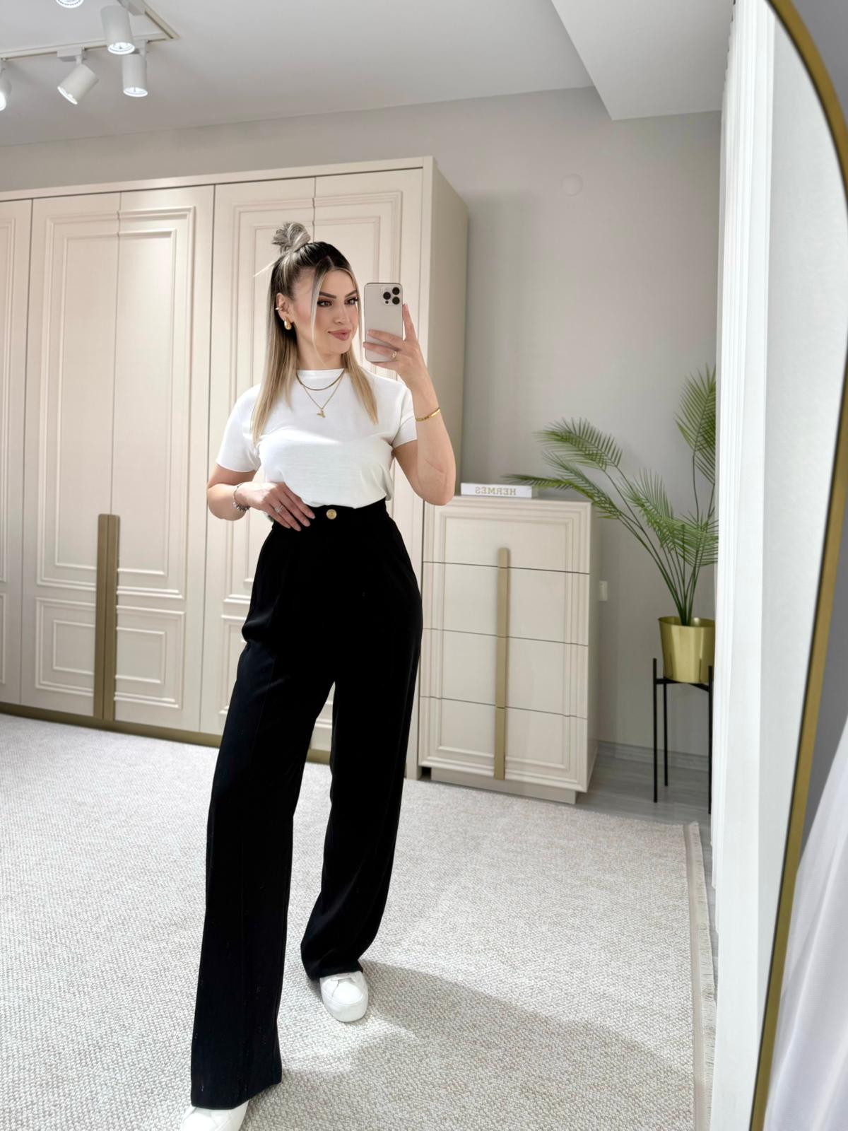 Siyah Gold Düğme Detaylı Palazzo Pantolon 4 Siyah Gold Düğme Detaylı Palazzo Pantolon - Görsel 4