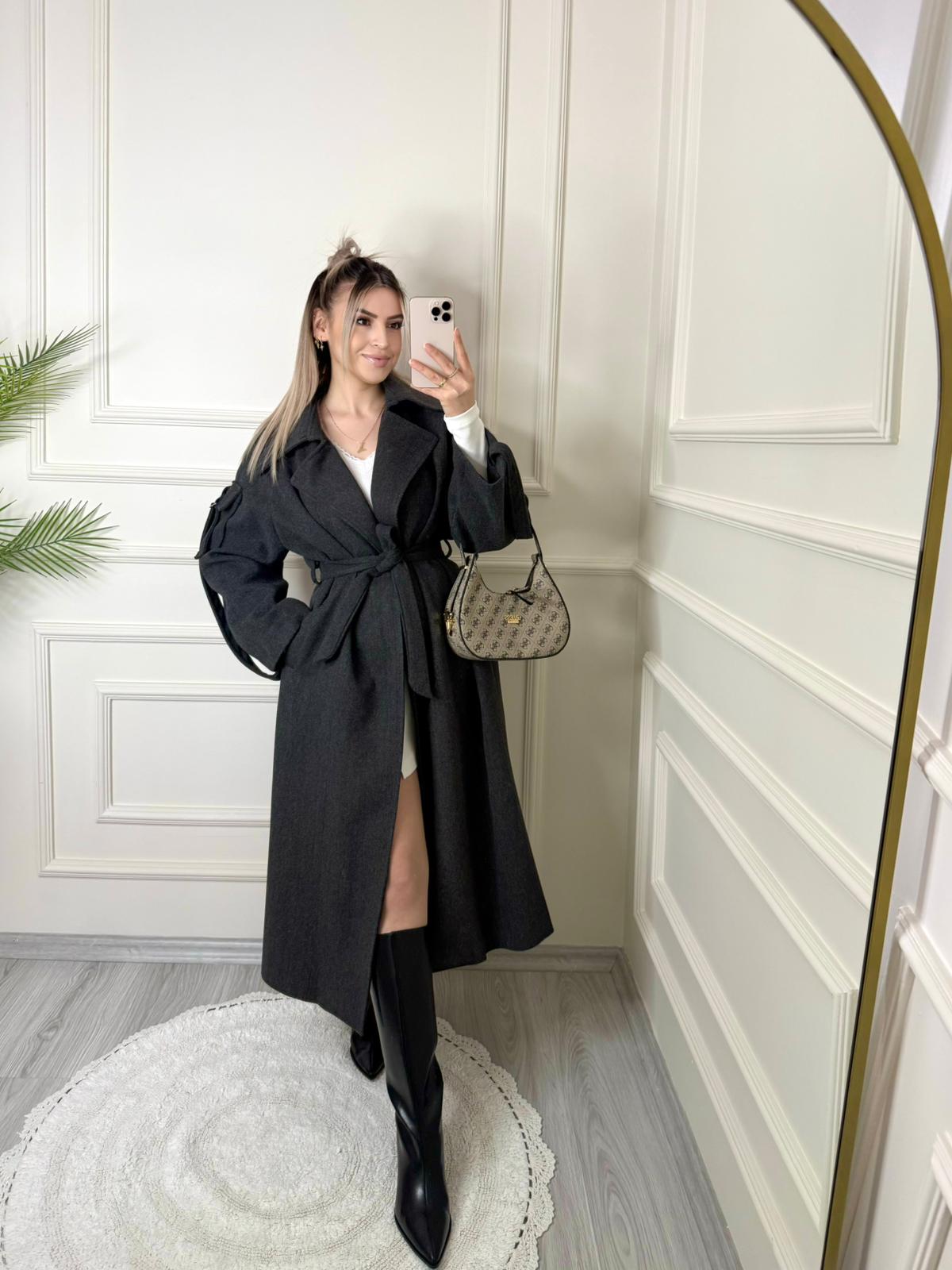 Antrasit Hilda Kolları Cep Detaylı Kaşe Kaban 1 Antrasit Hilda Kolları Cep Detaylı Kaşe Kaban