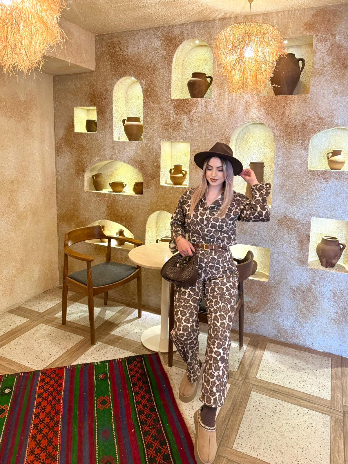 Denim Leopar Desenli Ceket Pantolon Takım 1 Denim Leopar Desenli Ceket Pantolon Takım