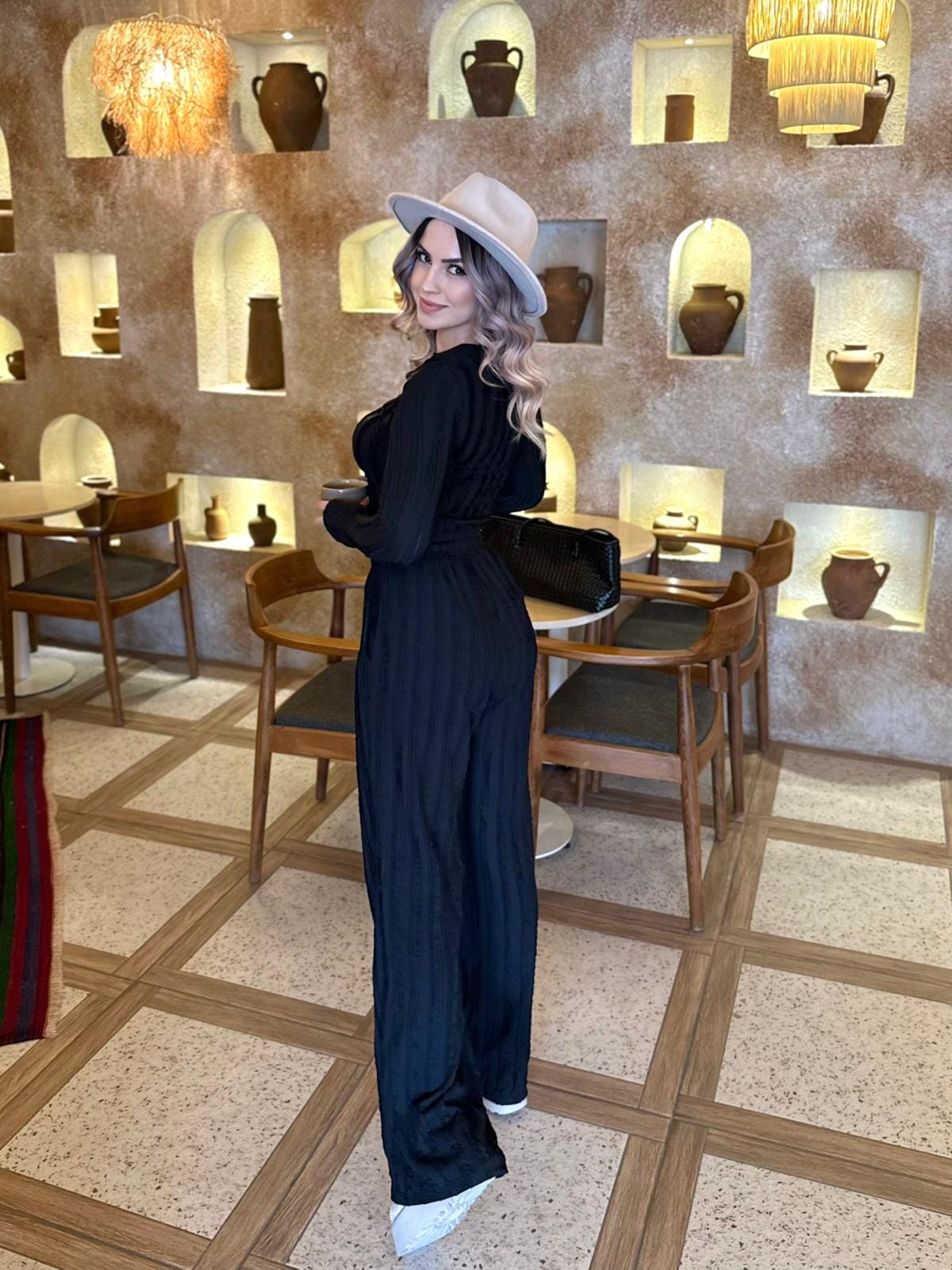 Siyah Dokulu Parmak Geçmeli Takım 3 Siyah Dokulu Parmak Geçmeli Takım - Görsel 3