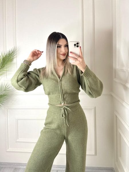 WhatsApp Image 2025 12 19 at 17.132.58