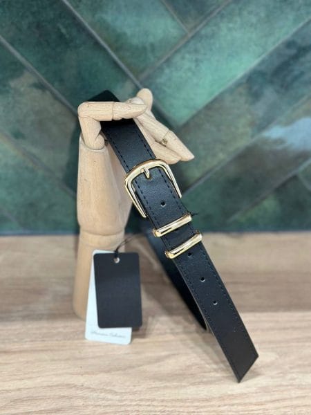 Gold Toka Detaylı Siyah Kemer