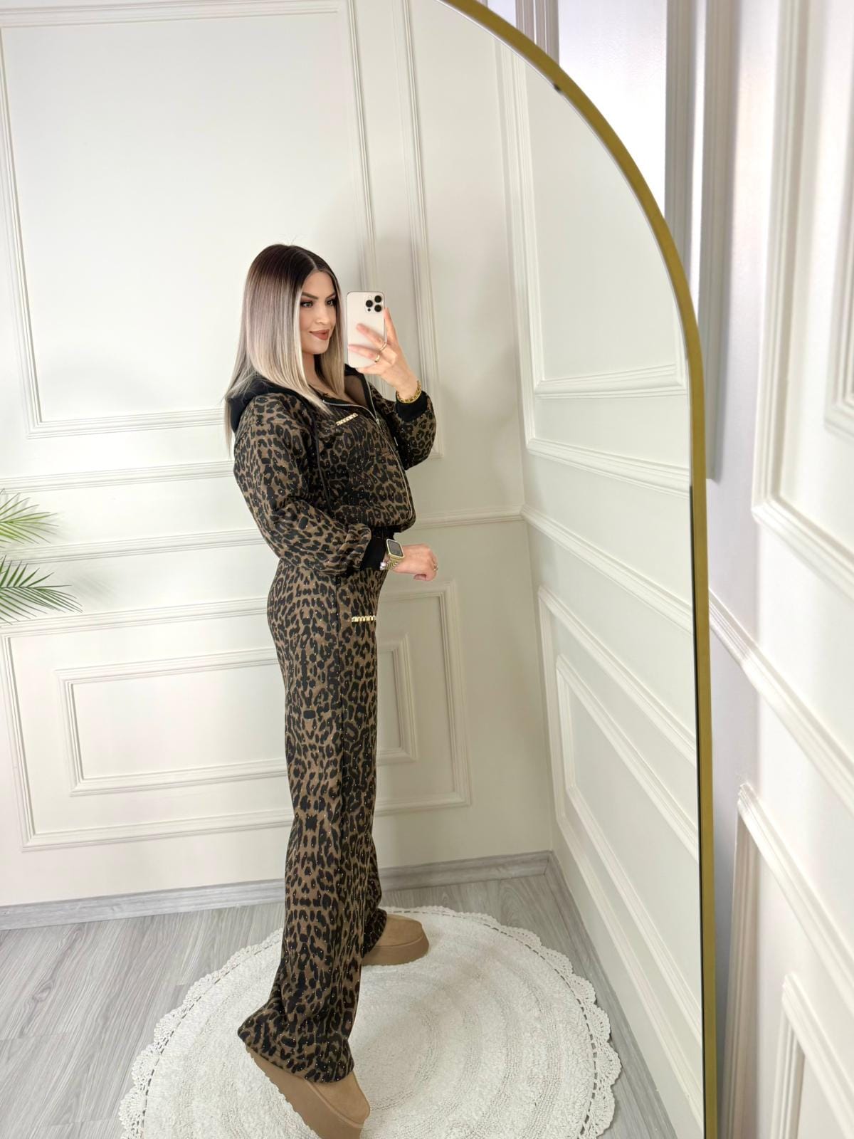 M*U Taş İşlemeli Kapşonlu Leopar Takım 4 M*U Taş İşlemeli Kapşonlu Leopar Takım - Görsel 4