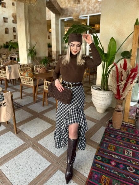 Vesse Kahve Fırfırlı Maxi Ekose Etek