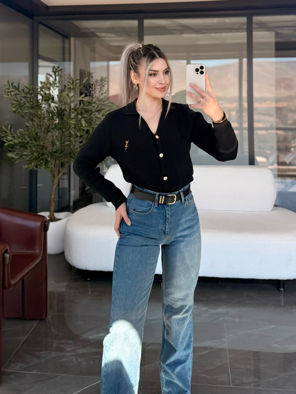 Siyah Orjinal Marka Model Triko Hırka 2 Siyah Orjinal Marka Model Triko Hırka - Görsel 2